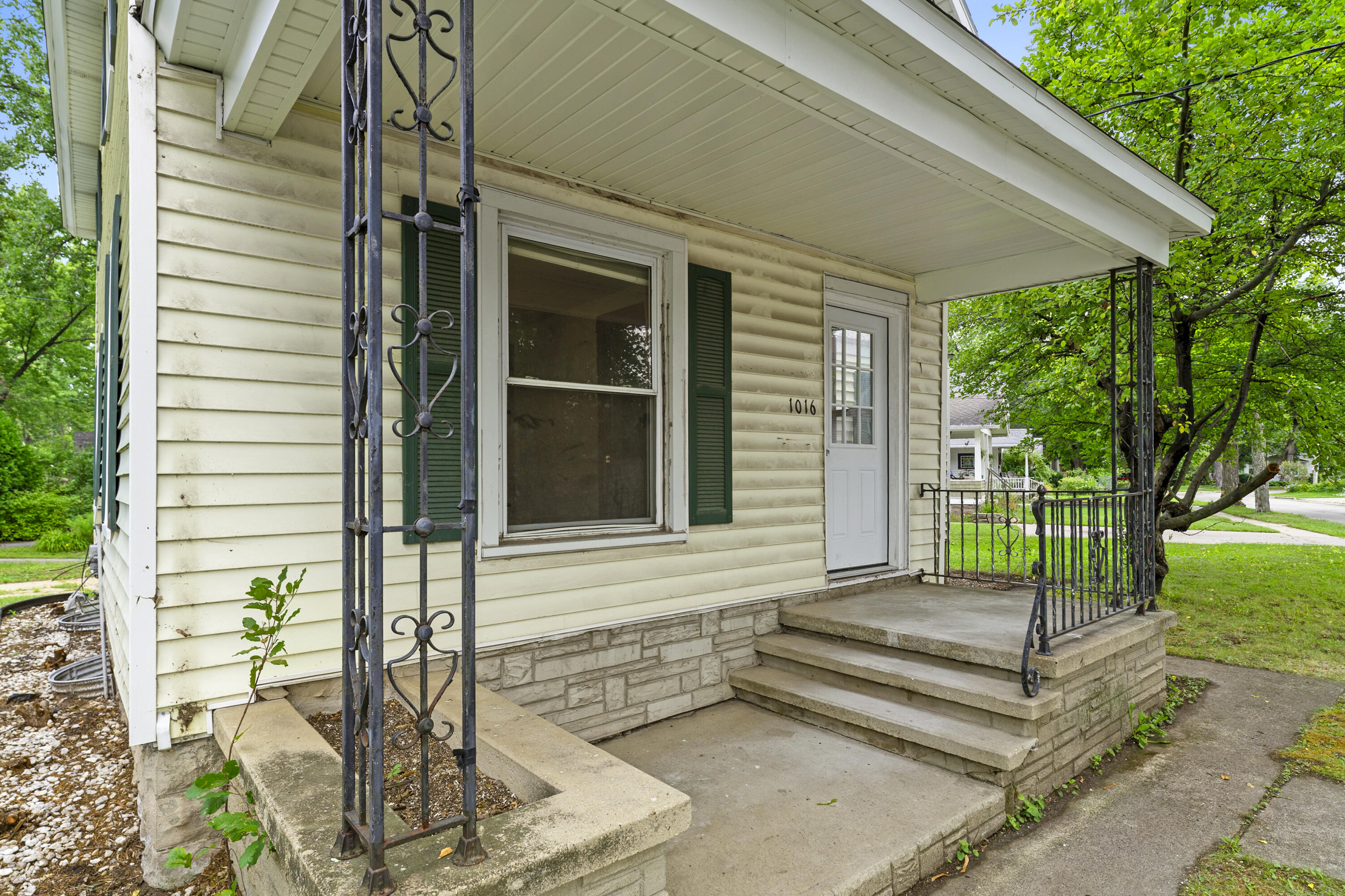 1016 East Vine Street Appleton, WI 54911 - Photo 31 of 46 006-1016EastVineStreet-Appleton-WI-54911