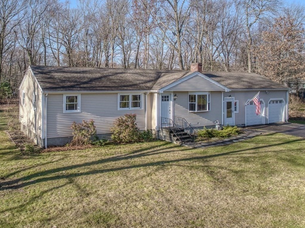 22 John Robinson Road Hudson, MA 01749 - Photo 2 of 35 Gallery Image 2