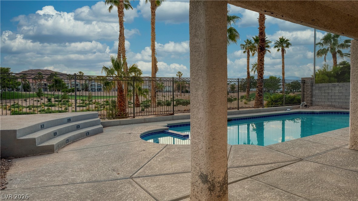 81 Rancho Maria Street Las Vegas, NV 89148 - Photo 7 of 53 Gallery Image 7