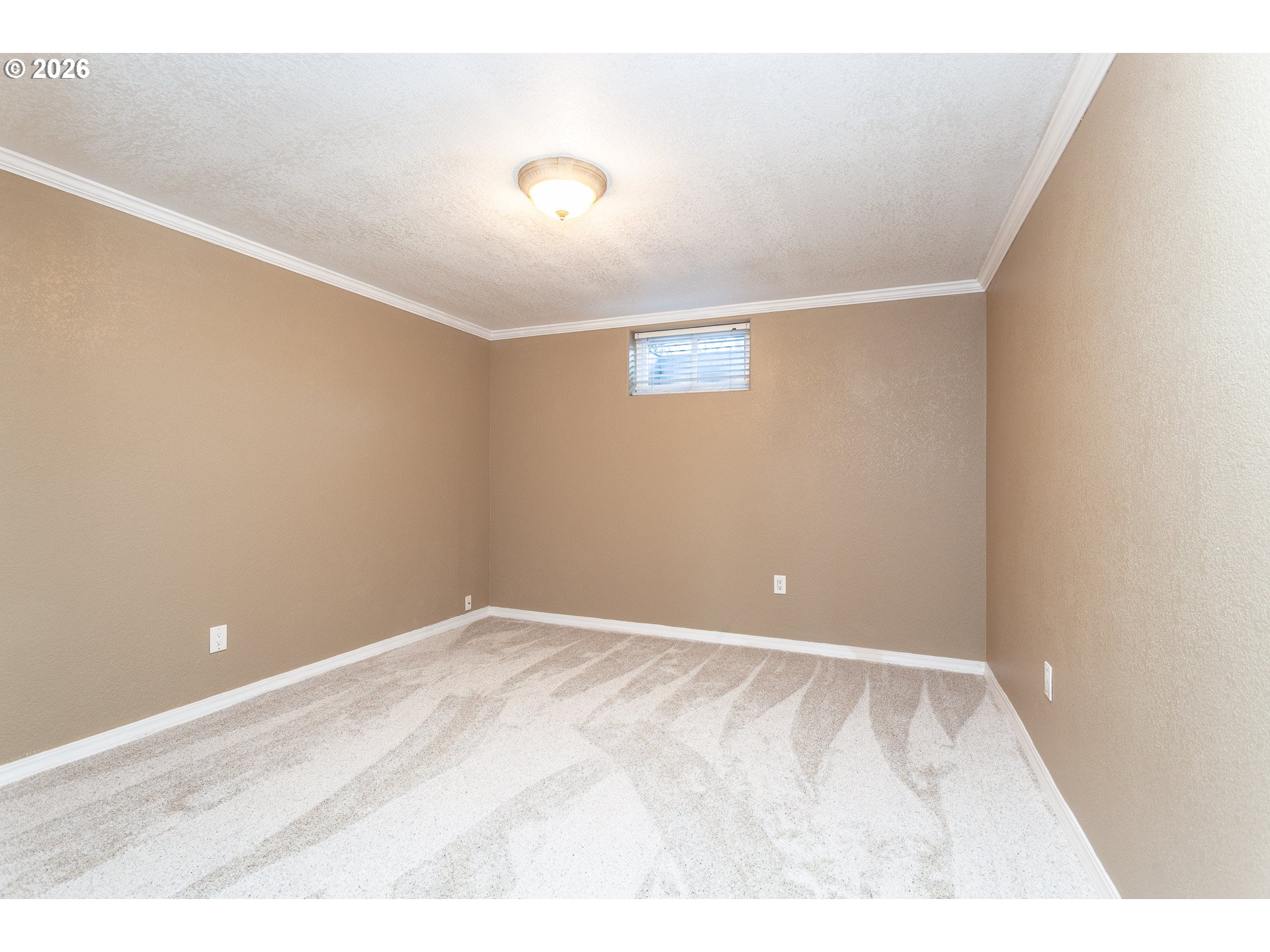 6805 Northeast Multnomah Street Portland, OR 97213 - Photo 31 of 44 a view of room