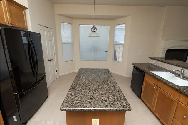 $559,000 | 8185 Lake Shore Drive, Chowchilla, CA 93610