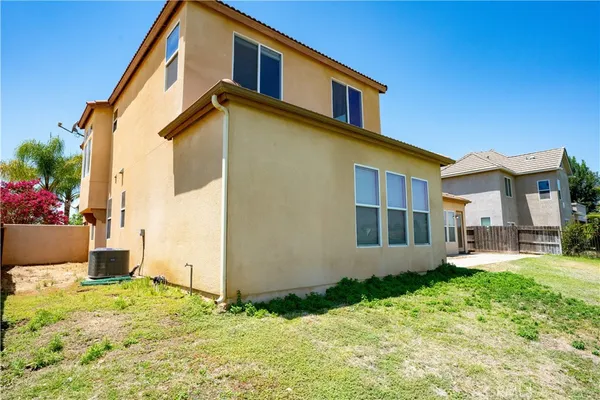 $530,000 | 8185 Lake Shore Drive, Chowchilla, CA 93610