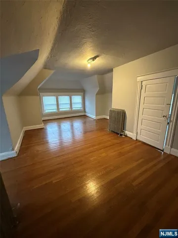 $2,450 | 139 Summit Cross, Rutherford, NJ 07070