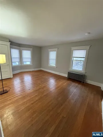 $2,450 | 139 Summit Cross, Rutherford, NJ 07070