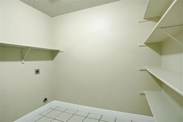 $2,150 | 1693 Westbury Drive, Rockwall, TX 75032