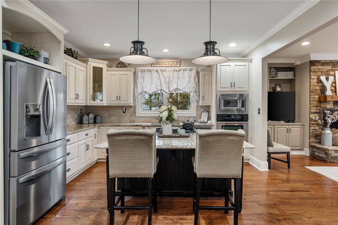 703 Lightwind Court Seneca, SC 29672 - Photo 10 of 50 Gallery Image 10