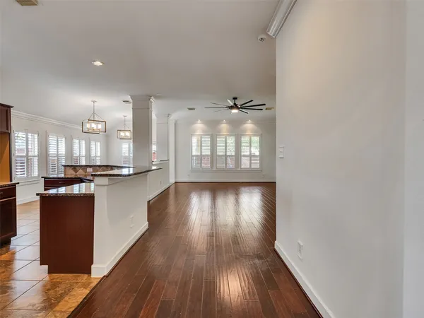 $525,000 | 2109 Noblewood Court, League City, TX 77573