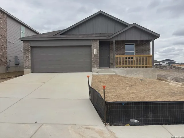 $1,800 | 222 Amy, San Antonio, TX 78253