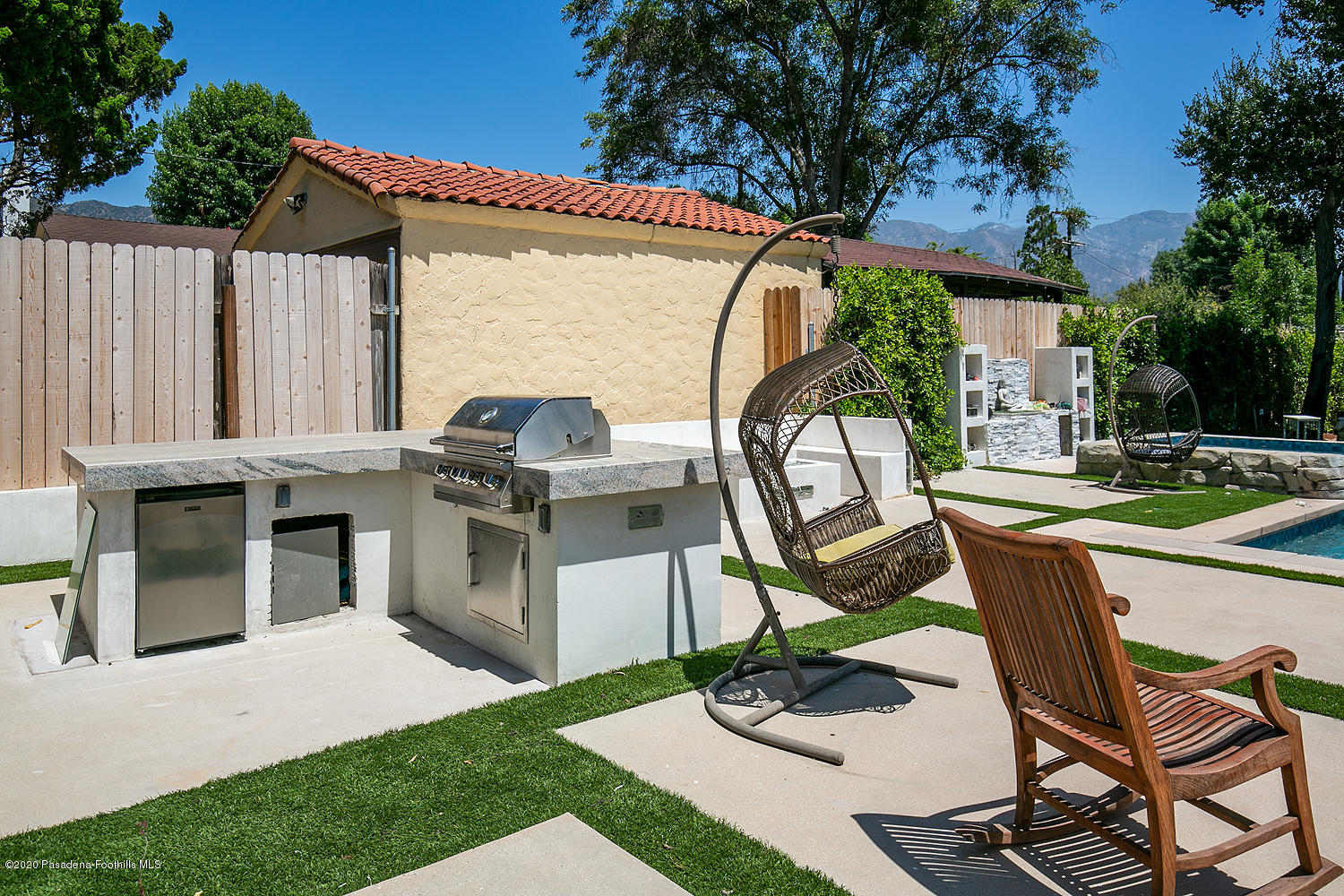 4384 Beulah Drive La Canada Flintridge, CA 91011 - Photo 11 of 15 4384 Beulah Dr 011-mls