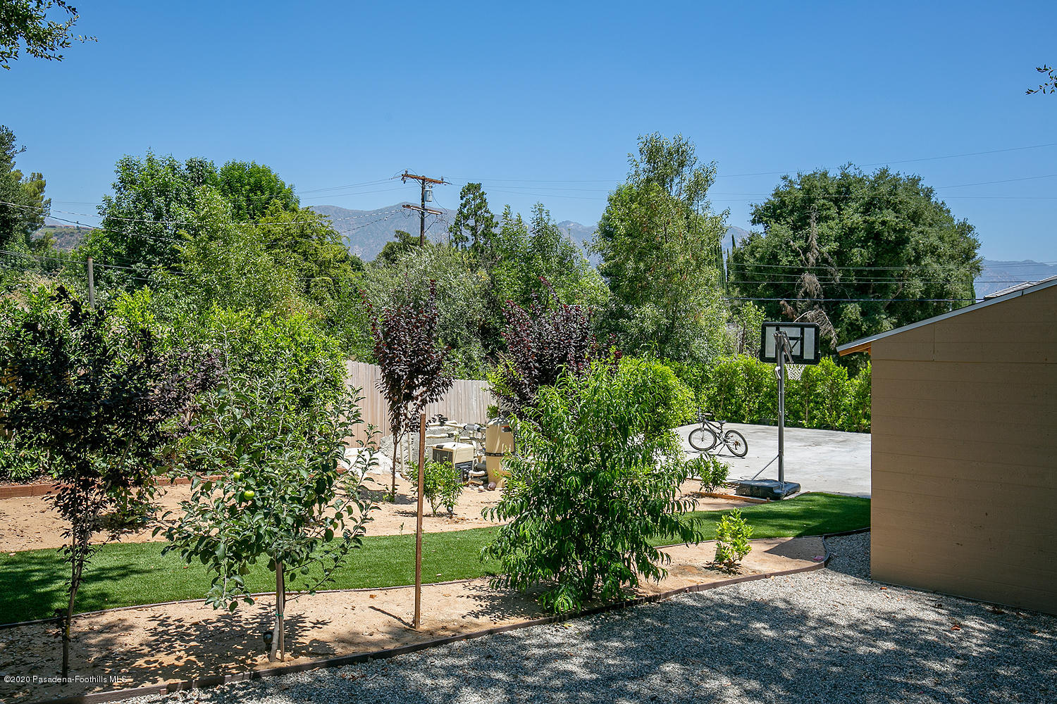 4384 Beulah Drive La Canada Flintridge, CA 91011 - Photo 14 of 15 4384 Beulah Dr 014-mls