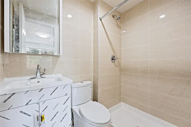 $699,000 | 91-23 Corona Avenue, Unit 2F | Elmhurst