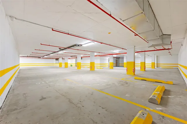 $699,000 | 91-23 Corona Avenue, Unit 2F | Elmhurst