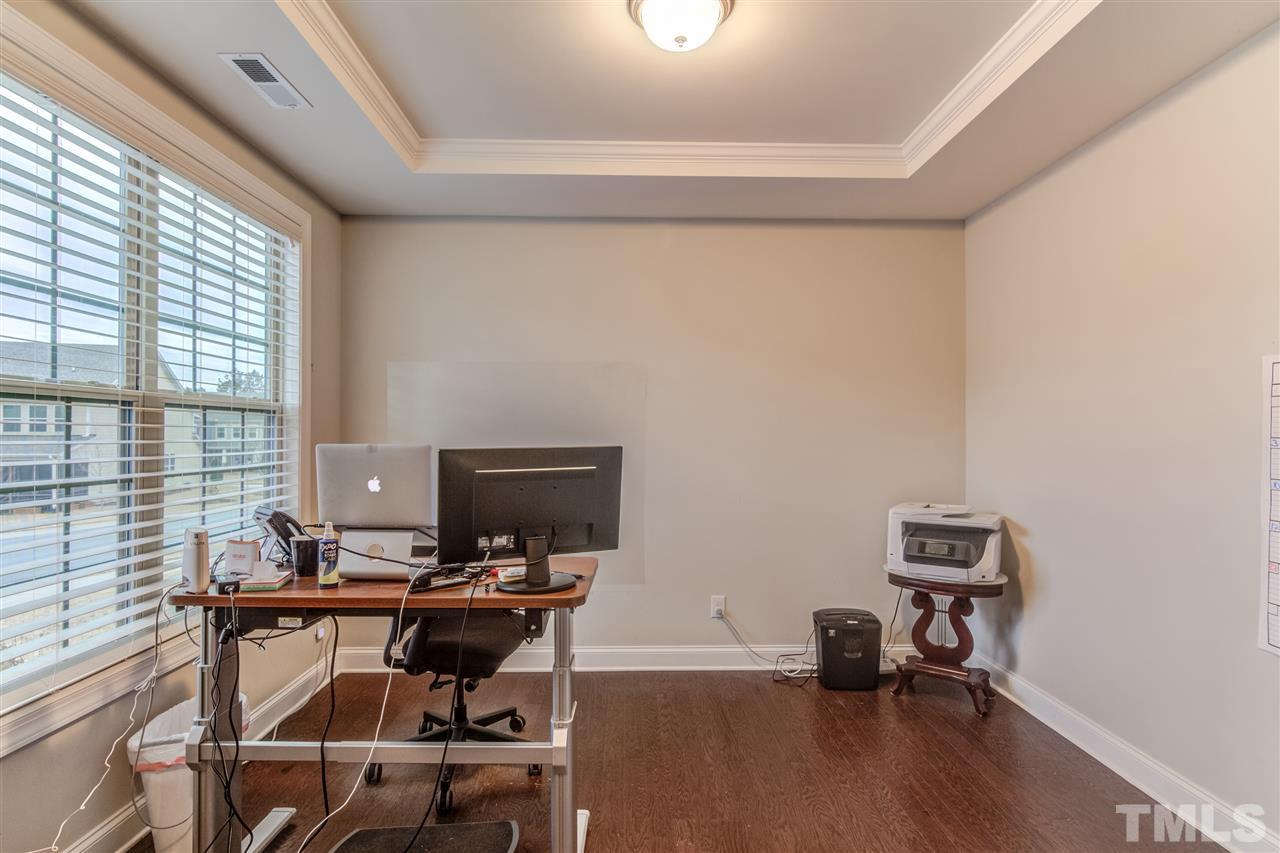 207 Crisp Road Durham, NC 27713 - Photo 4 of 25 Gallery Image 4