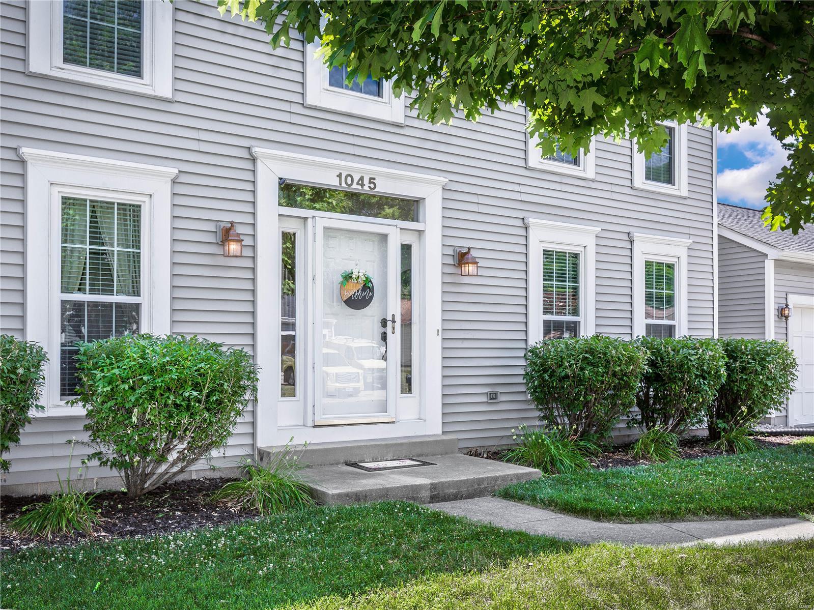 1045 Woods Way O'Fallon, IL 62269 - Photo 2 of 46