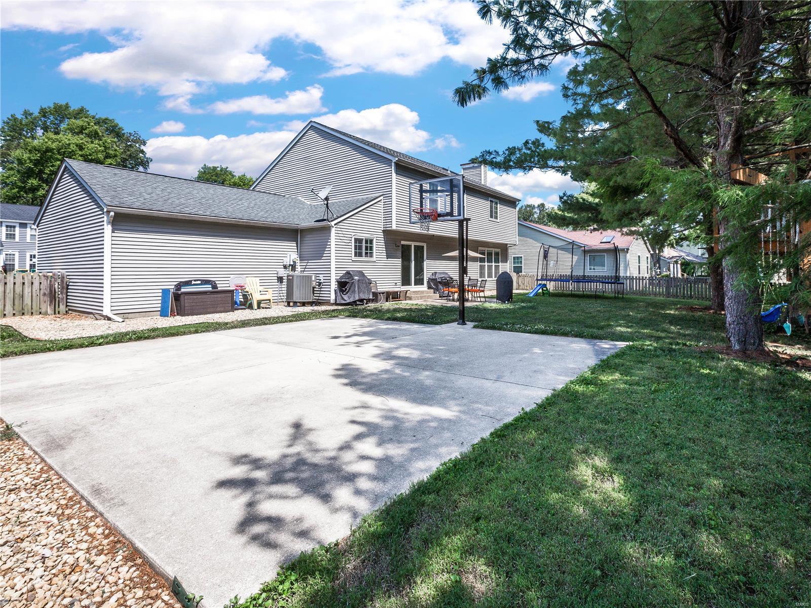 1045 Woods Way O'Fallon, IL 62269 - Photo 40 of 46