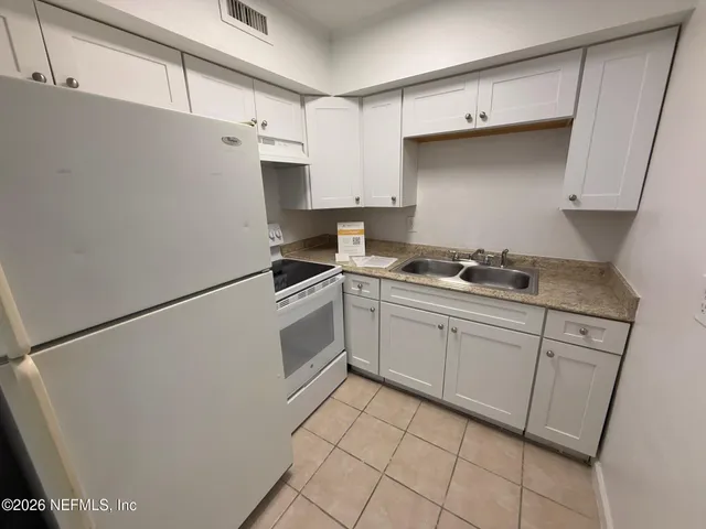 $850 | 1318 Sydney Place, Unit 3, Jacksonville, FL 32205