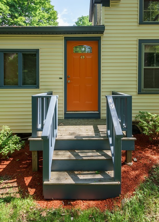 49 Webb Street Middleton, MA 01949 - Photo 3 of 23 Gallery Image 3