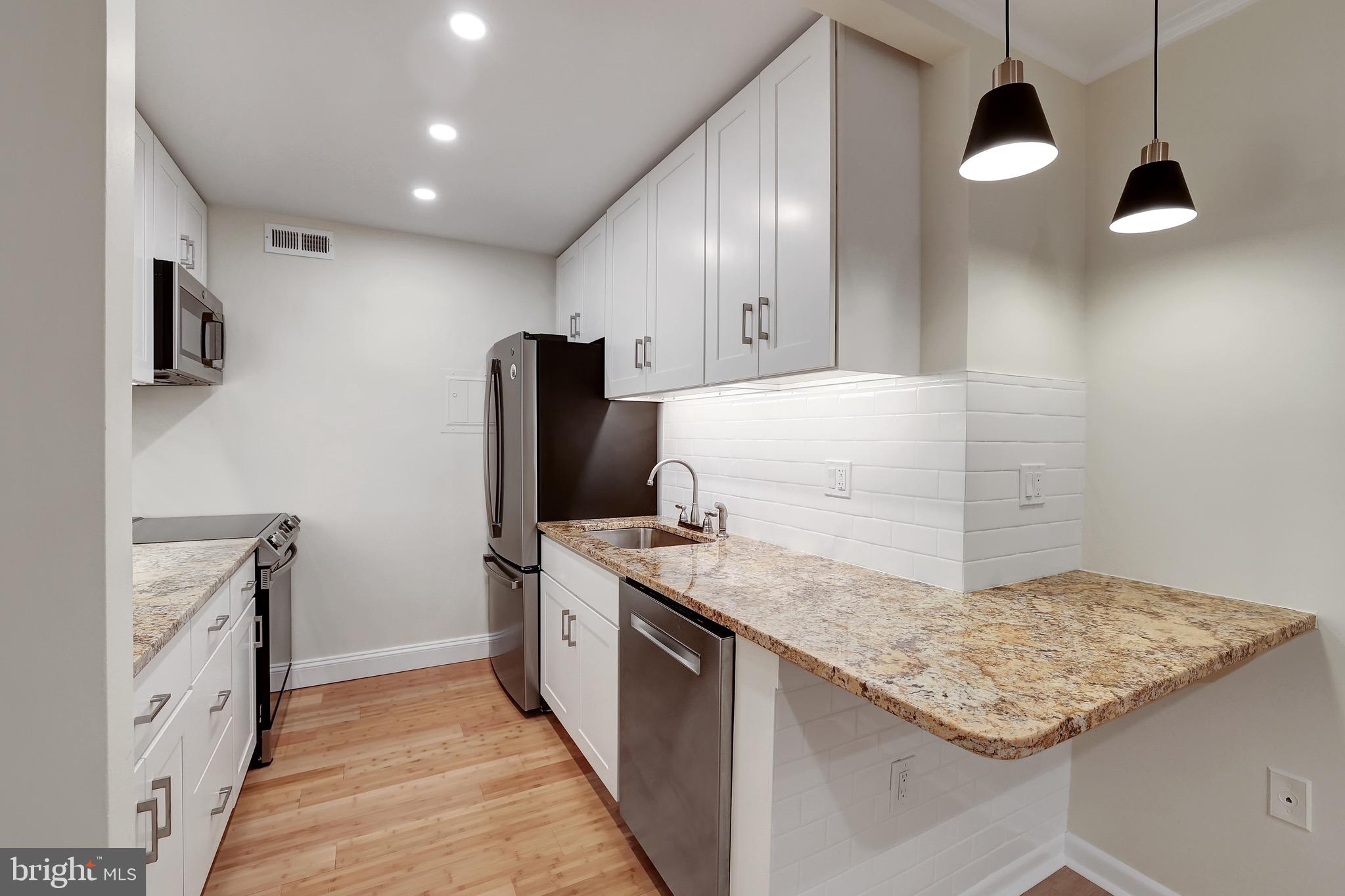 2711 Ordway Street Northwest, Unit 302 Washington, DC 20008 - Photo 15 of 47