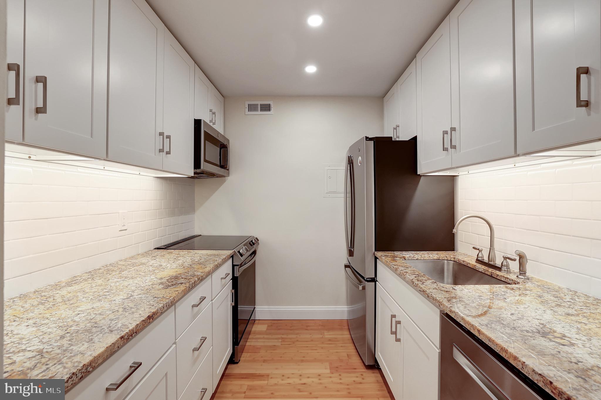 2711 Ordway Street Northwest, Unit 302 Washington, DC 20008 - Photo 18 of 47