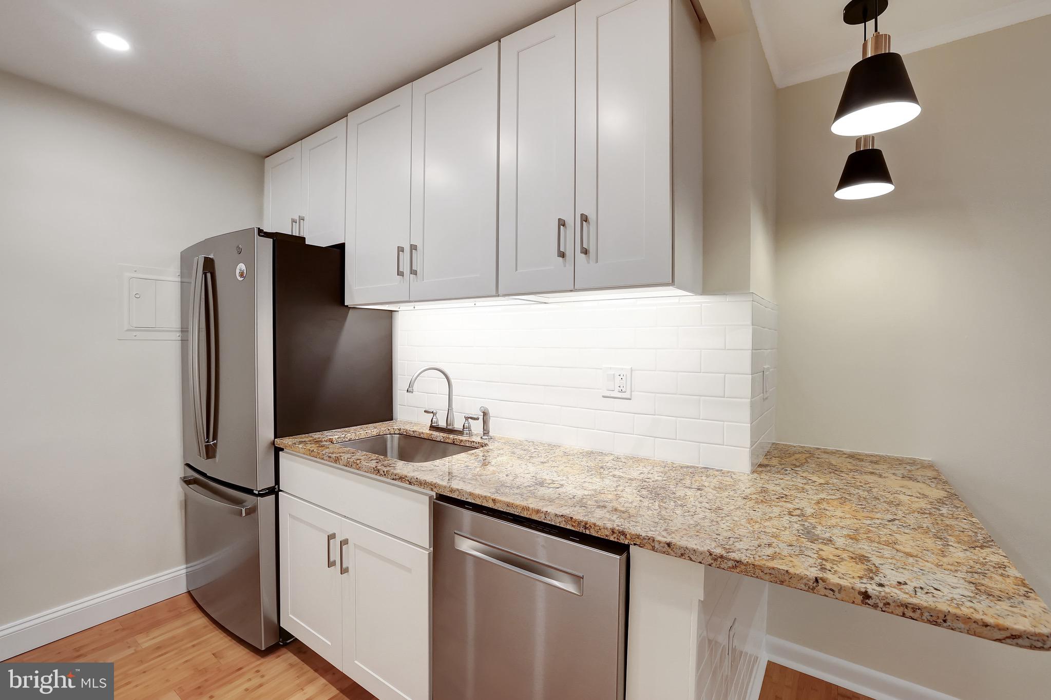 2711 Ordway Street Northwest, Unit 302 Washington, DC 20008 - Photo 19 of 47