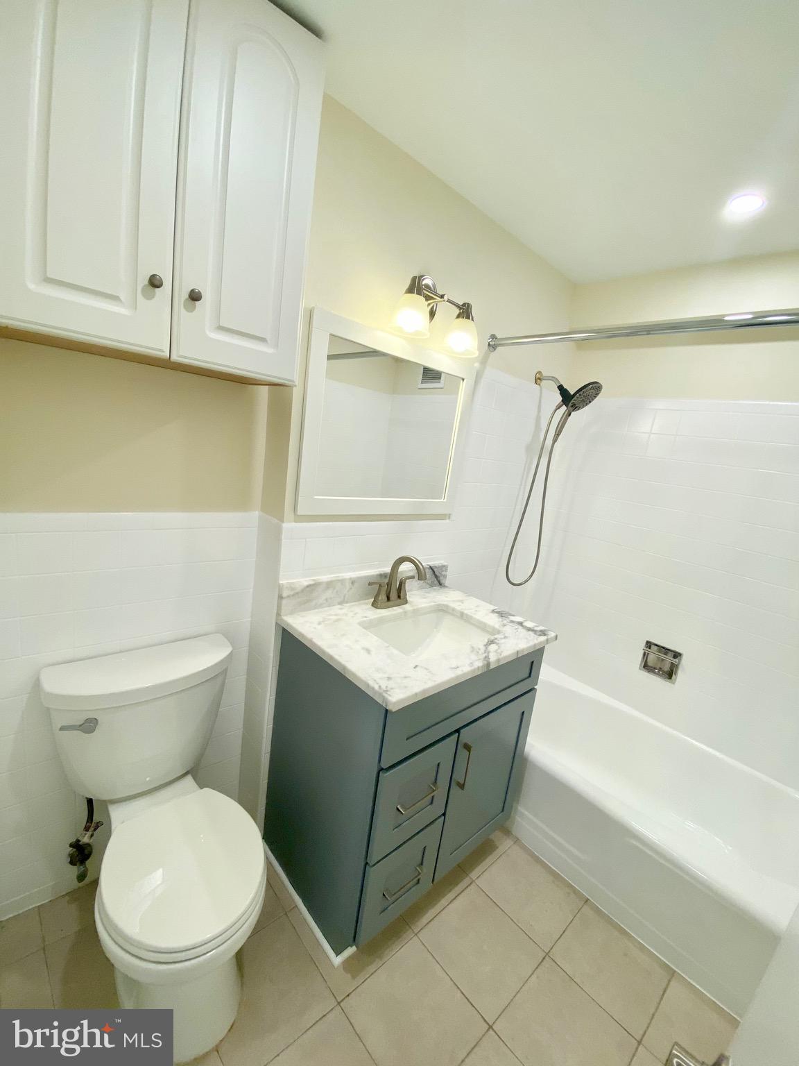 2711 Ordway Street Northwest, Unit 302 Washington, DC 20008 - Photo 29 of 47