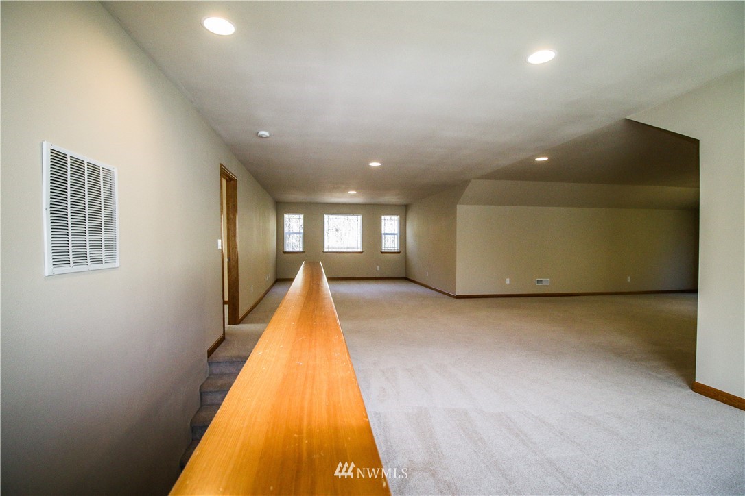 210 Wilson Road Northwest Olympia, WA 98502 - Photo 21 of 24 Gallery Image 21