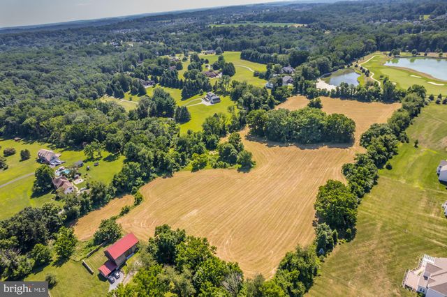 $525,000 | 2022 Bondsville Road, Downingtown, PA 19335