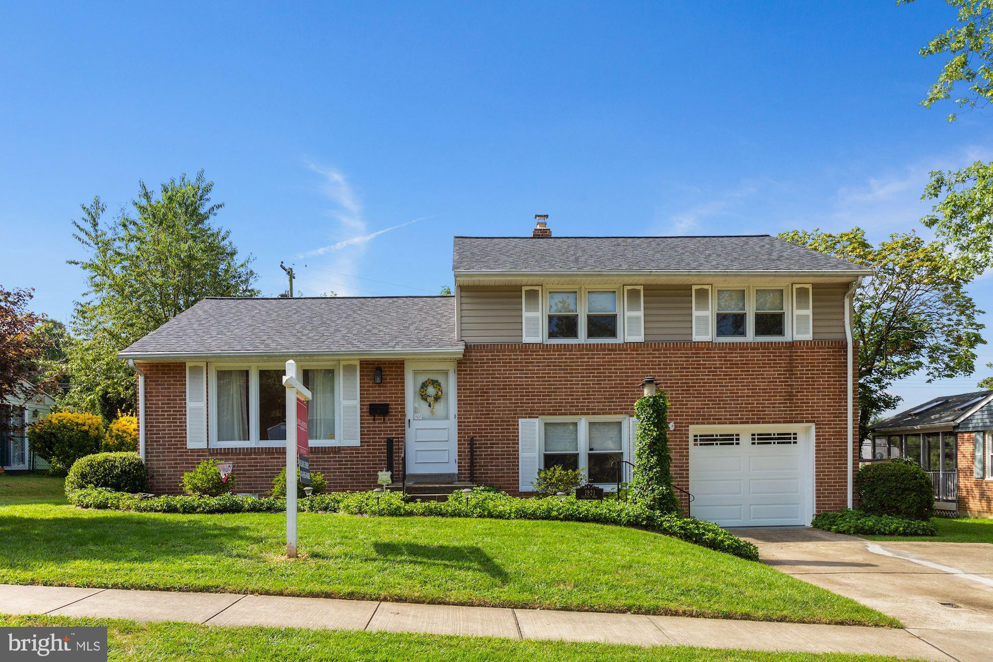 1921 Clifden Road Baltimore, MD 21228 - Photo 2 of 36 Exterior Front
