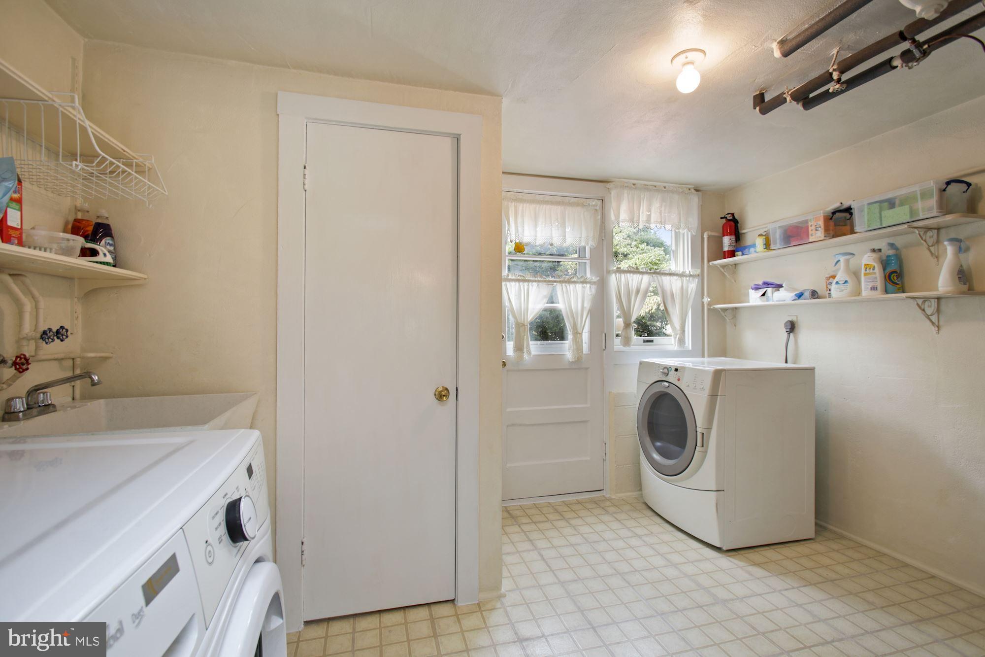 1921 Clifden Road Baltimore, MD 21228 - Photo 25 of 36 Laundry