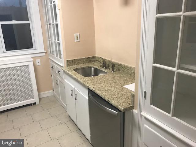 40 Springton Road Upper Darby, PA 19082 - Photo 4 of 23
