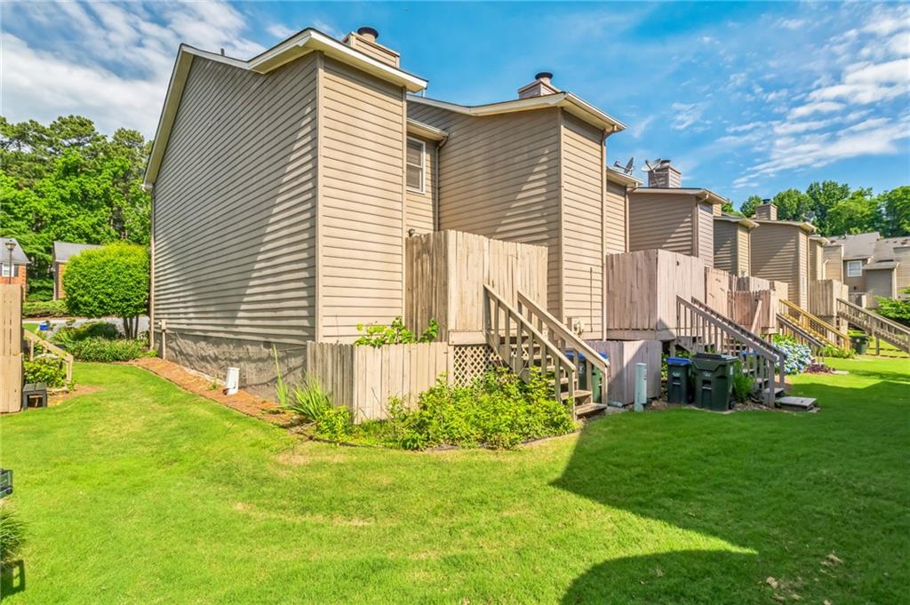 4047 Elm Street Atlanta, GA 30341 - Photo 3 of 17