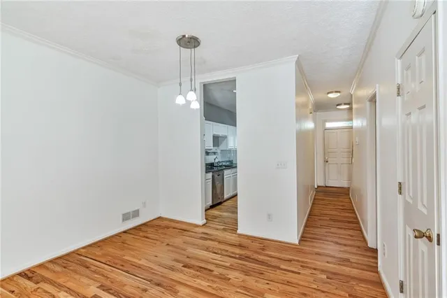 $2,140 | 4047 Elm Street, Atlanta, GA 30341