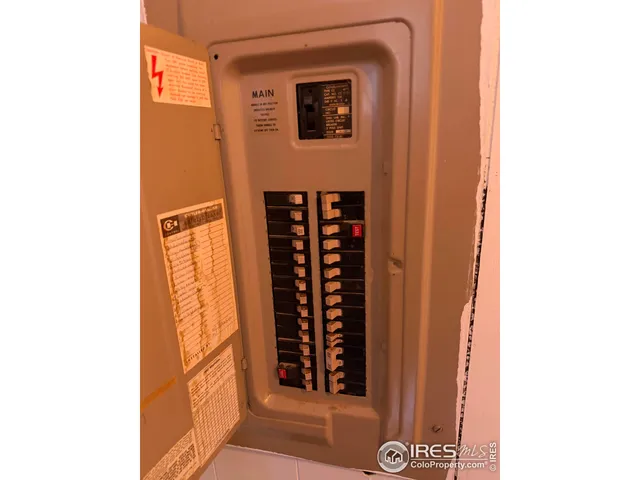 $219,000 | 1380 Colfax Avenue, Burlington, CO 80807