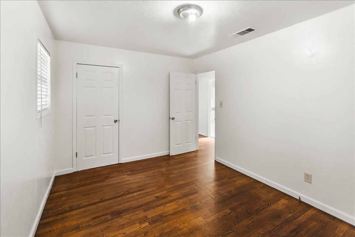 1213 Adel Street Modesto, CA 95350 - Photo 17 of 41