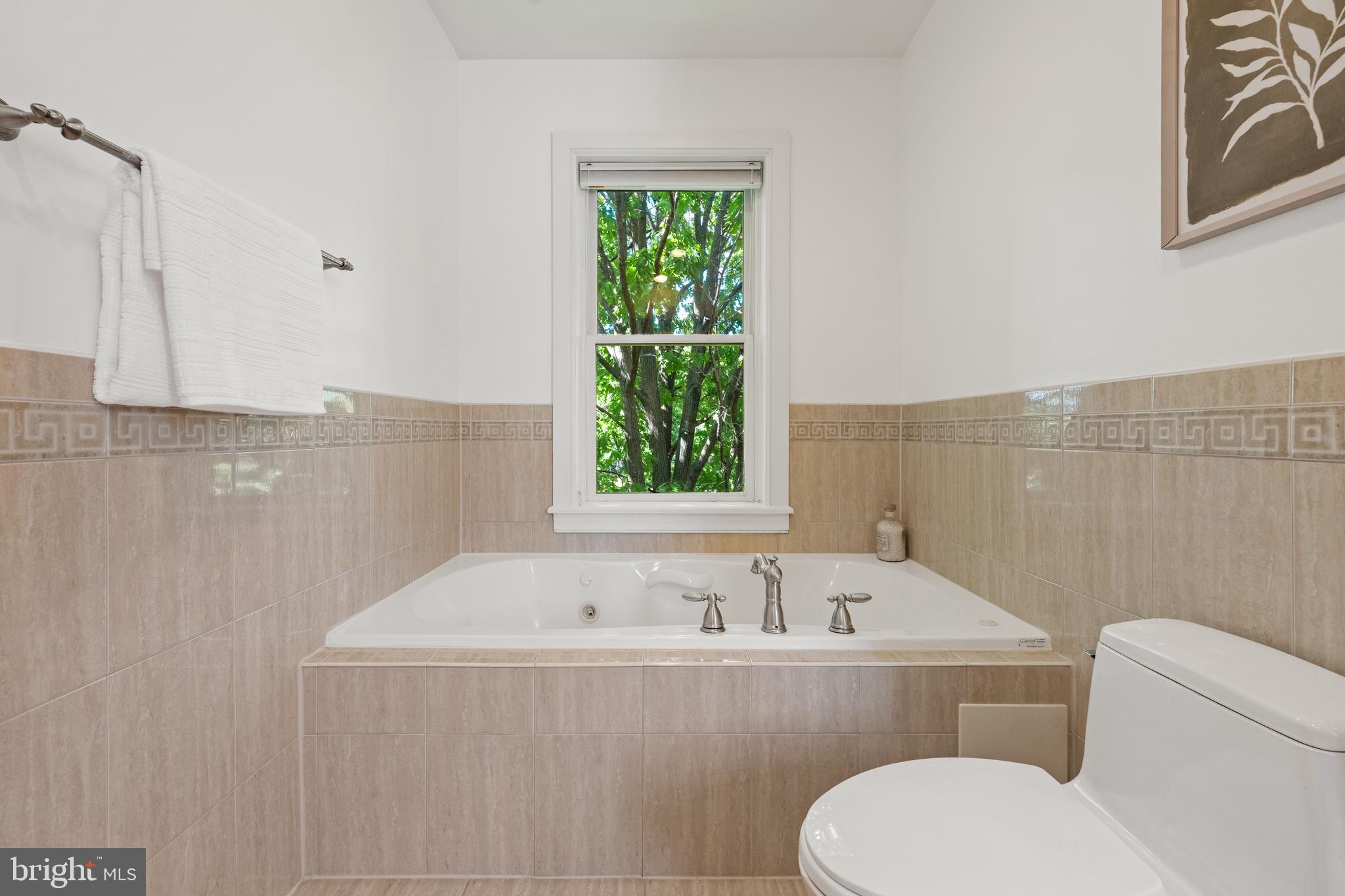 19 Logan Circle Northwest, Unit 300 Washington, DC 20005 - Photo 20 of 24