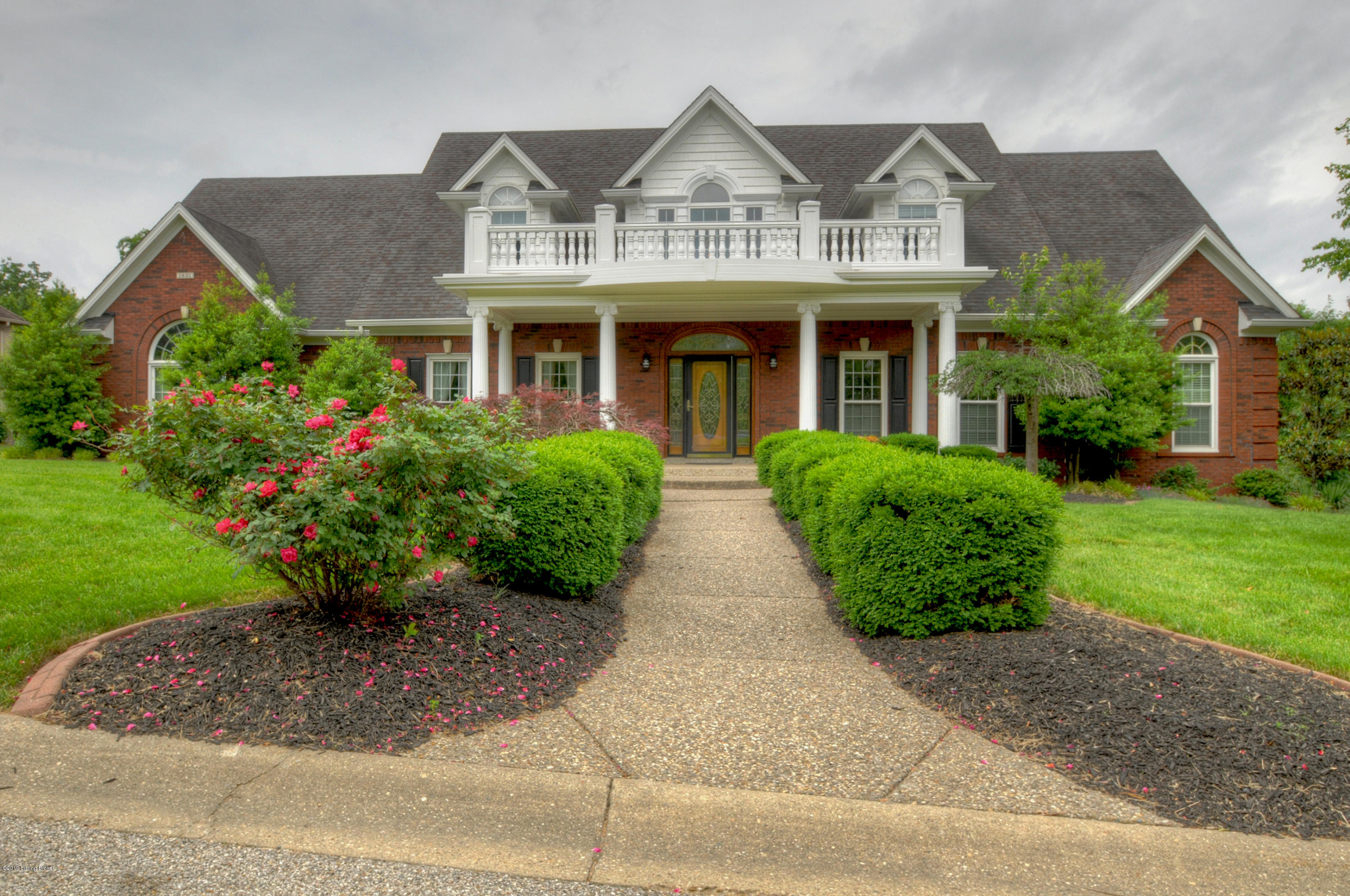 1831 Grand Ridge Road Louisville, KY 40214 - Photo 1 of 37 DSC_0004_5_6