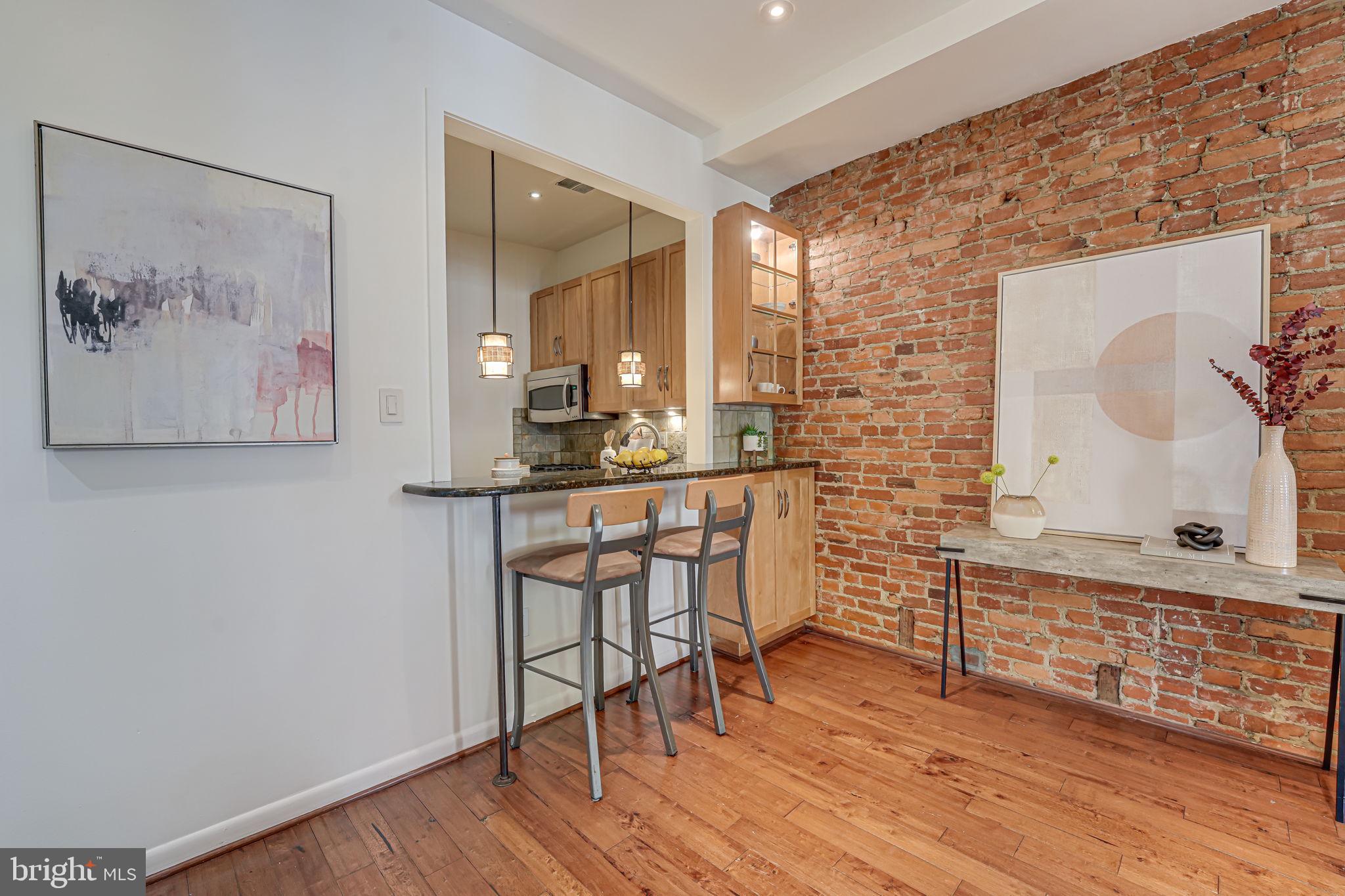 1808 Belmont Road Northwest, Unit 2 Washington, DC 20009 - Photo 8 of 25 Gallery Image 8