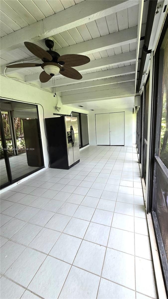 6727 Tiburon Circle Boca Raton, FL 33433 - Photo 4 of 36 a view of a refrigerator