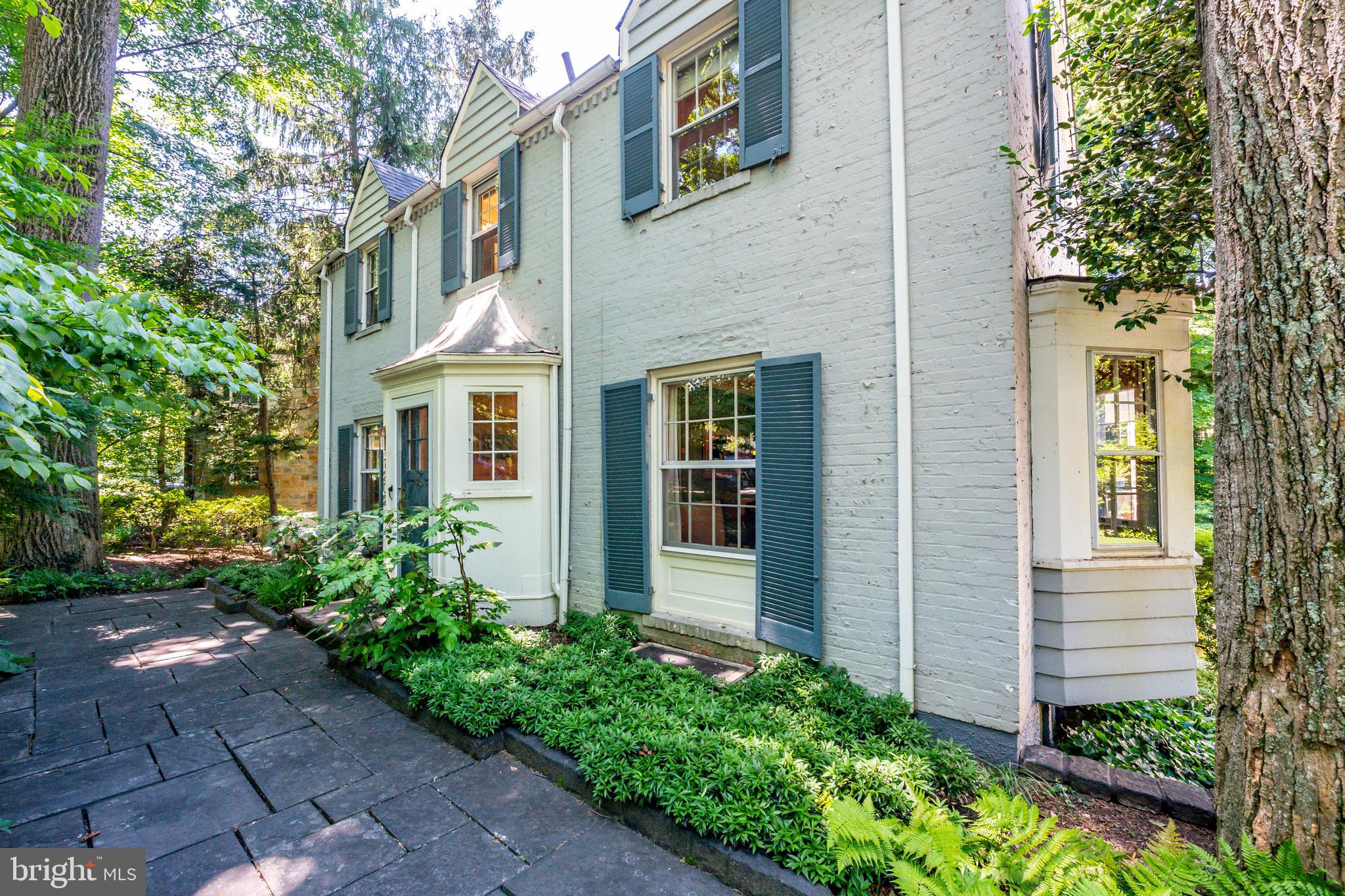 7202 Maple Avenue Chevy Chase, MD 20815 - Photo 10 of 10 Welcome to 7202 Maple Avenue!