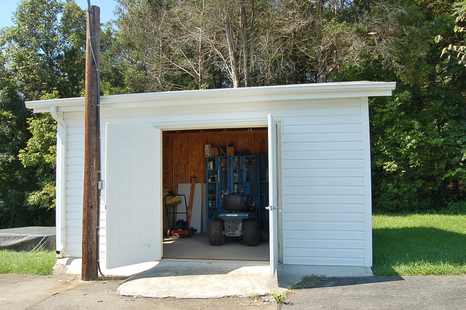 2035 Botetourt Road Fincastle, VA 24090 - Photo 31 of 36 Church storage bldg 2