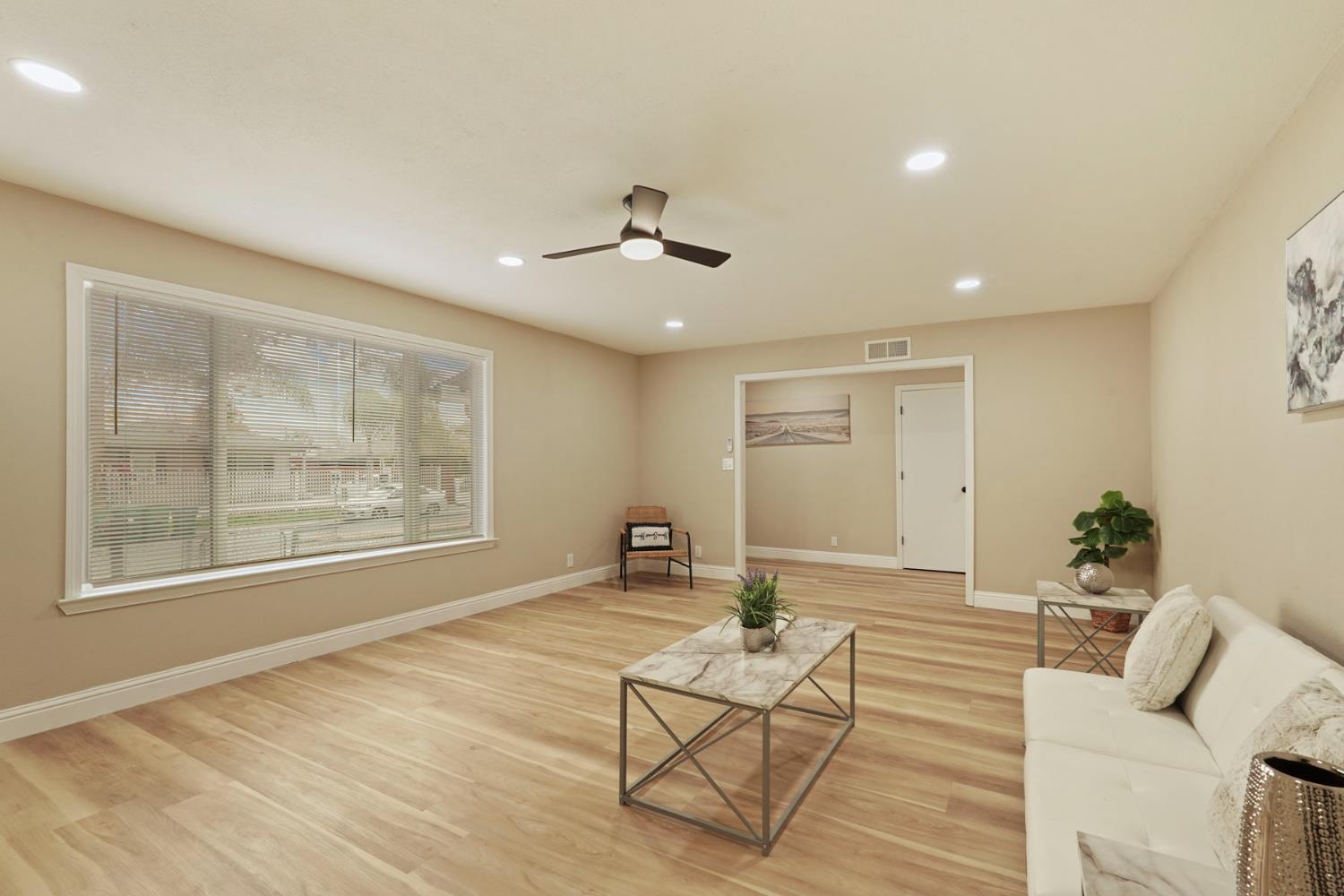 1565 Carpenter Road Stockton, CA 95206 - Photo 13 of 32