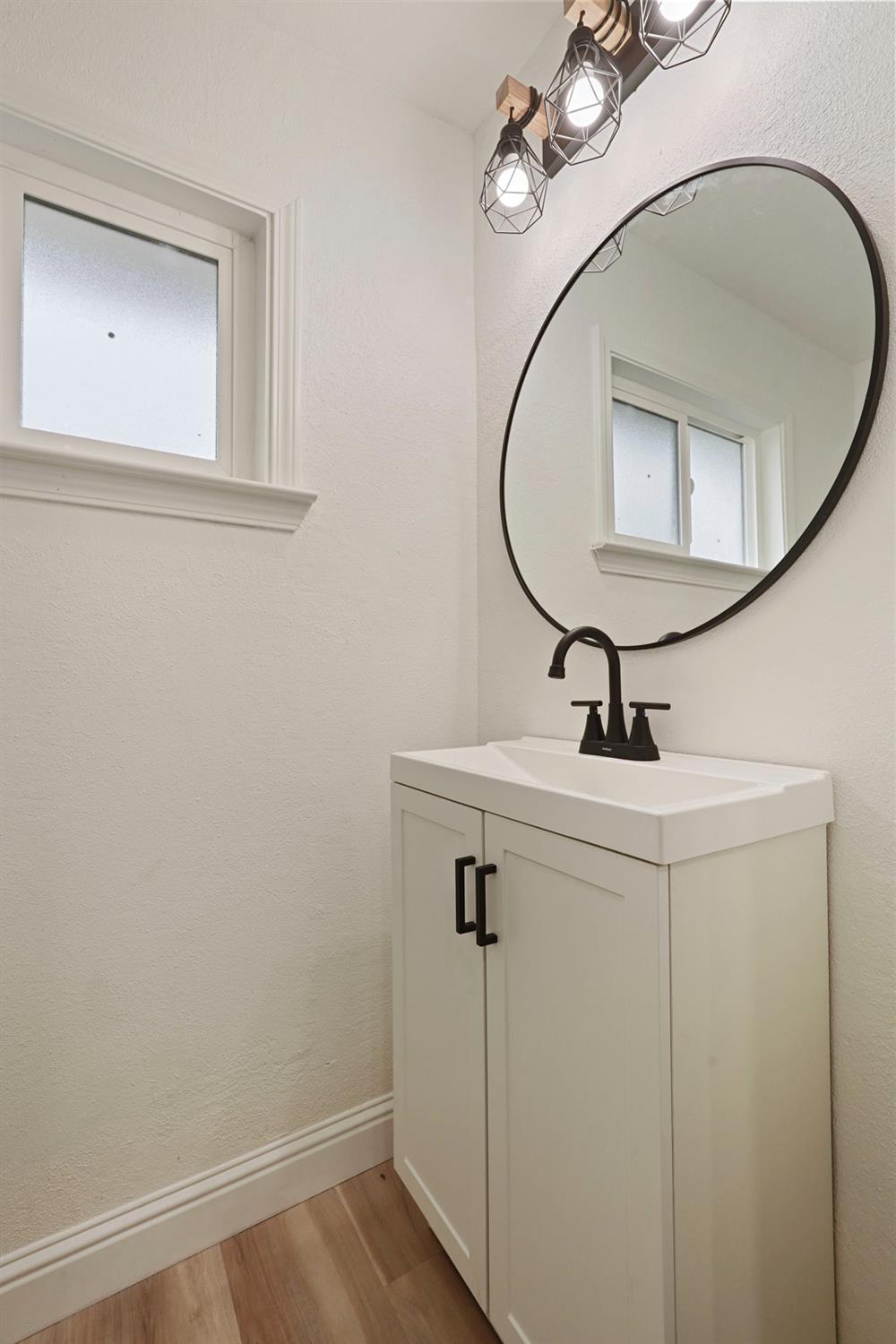 1565 Carpenter Road Stockton, CA 95206 - Photo 17 of 32