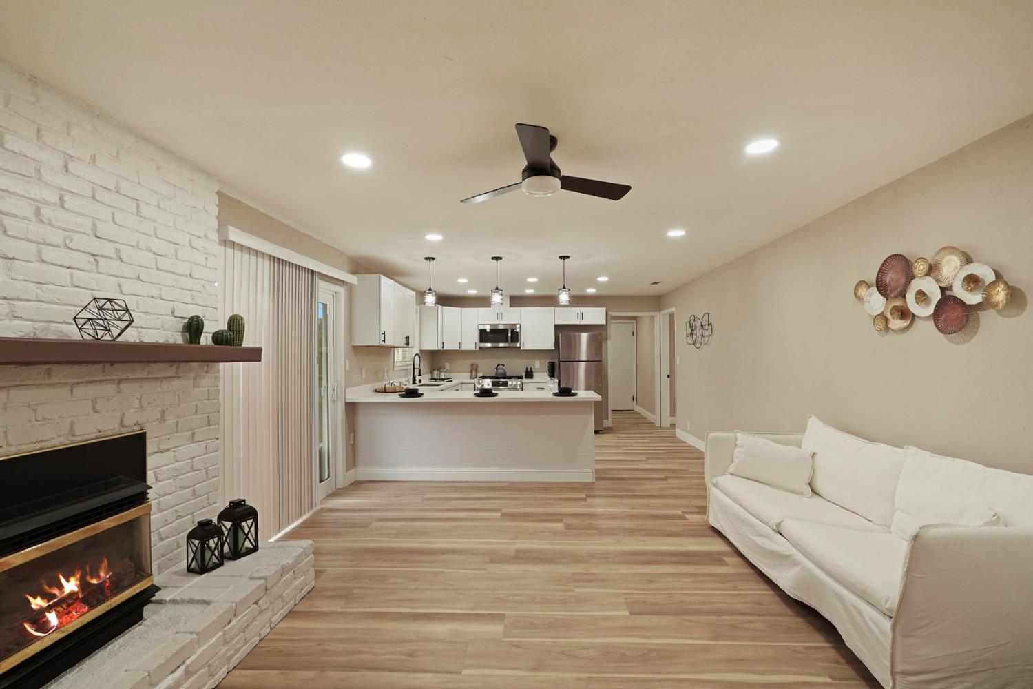 1565 Carpenter Road Stockton, CA 95206 - Photo 9 of 32