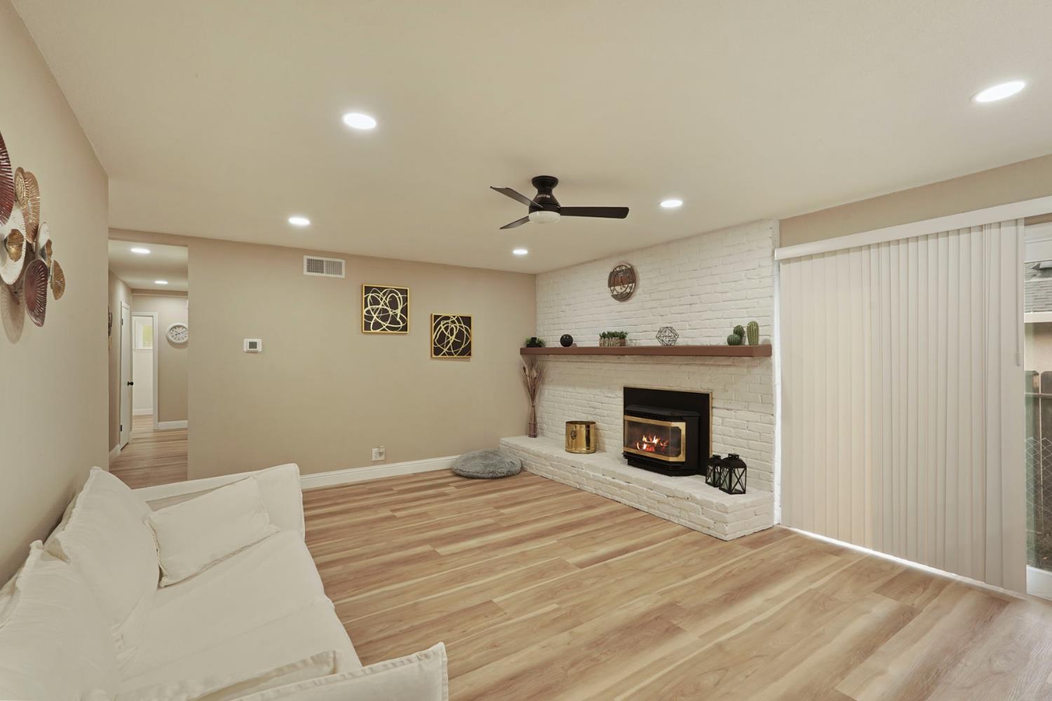 1565 Carpenter Road Stockton, CA 95206 - Photo 10 of 32