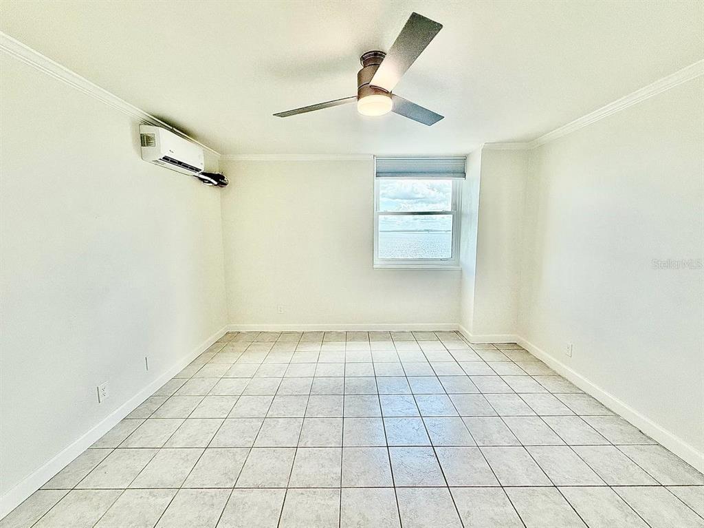 4015 Bayshore Boulevard, Unit 15A Tampa, FL 33611 - Photo 12 of 28 a view of an empty room and window