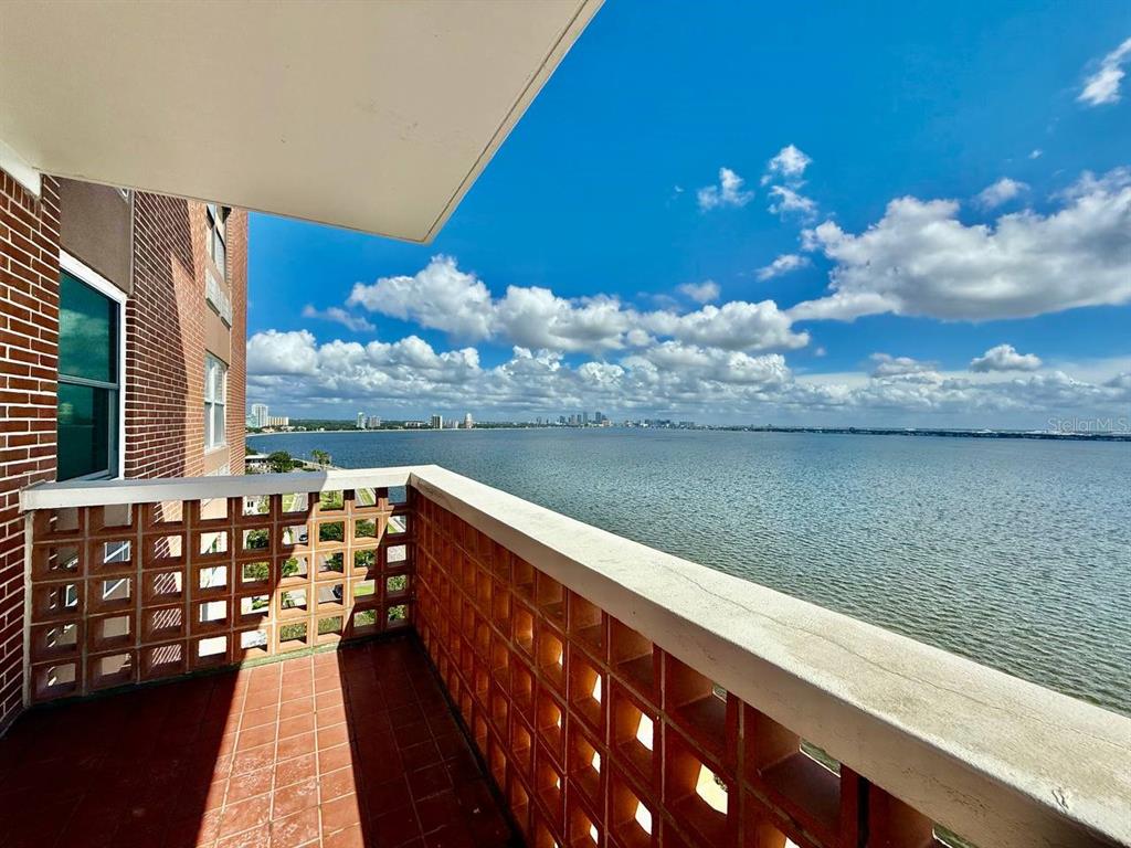 4015 Bayshore Boulevard, Unit 15A Tampa, FL 33611 - Photo 17 of 28 a view of lake view and mountain view