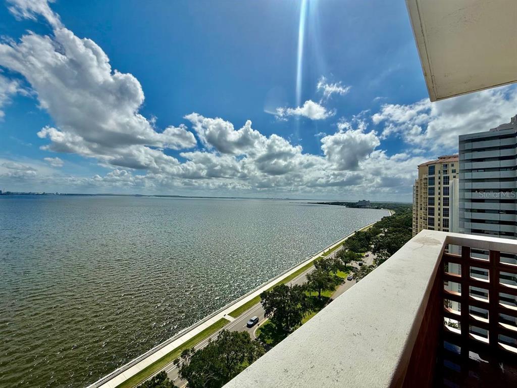 4015 Bayshore Boulevard, Unit 15A Tampa, FL 33611 - Photo 20 of 28 a view of a balcony with an ocean view