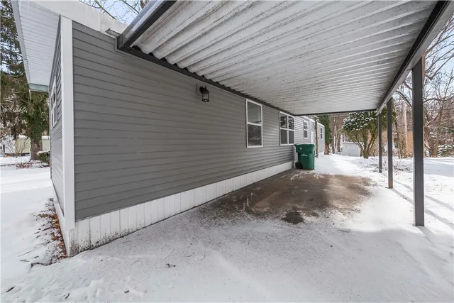 $72,900 | 13 Starwood Drive, Penfield, NY 14625