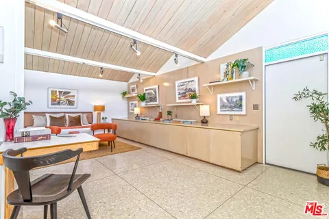 $999,000 | 8554 Day Street, Sunland, CA 91040