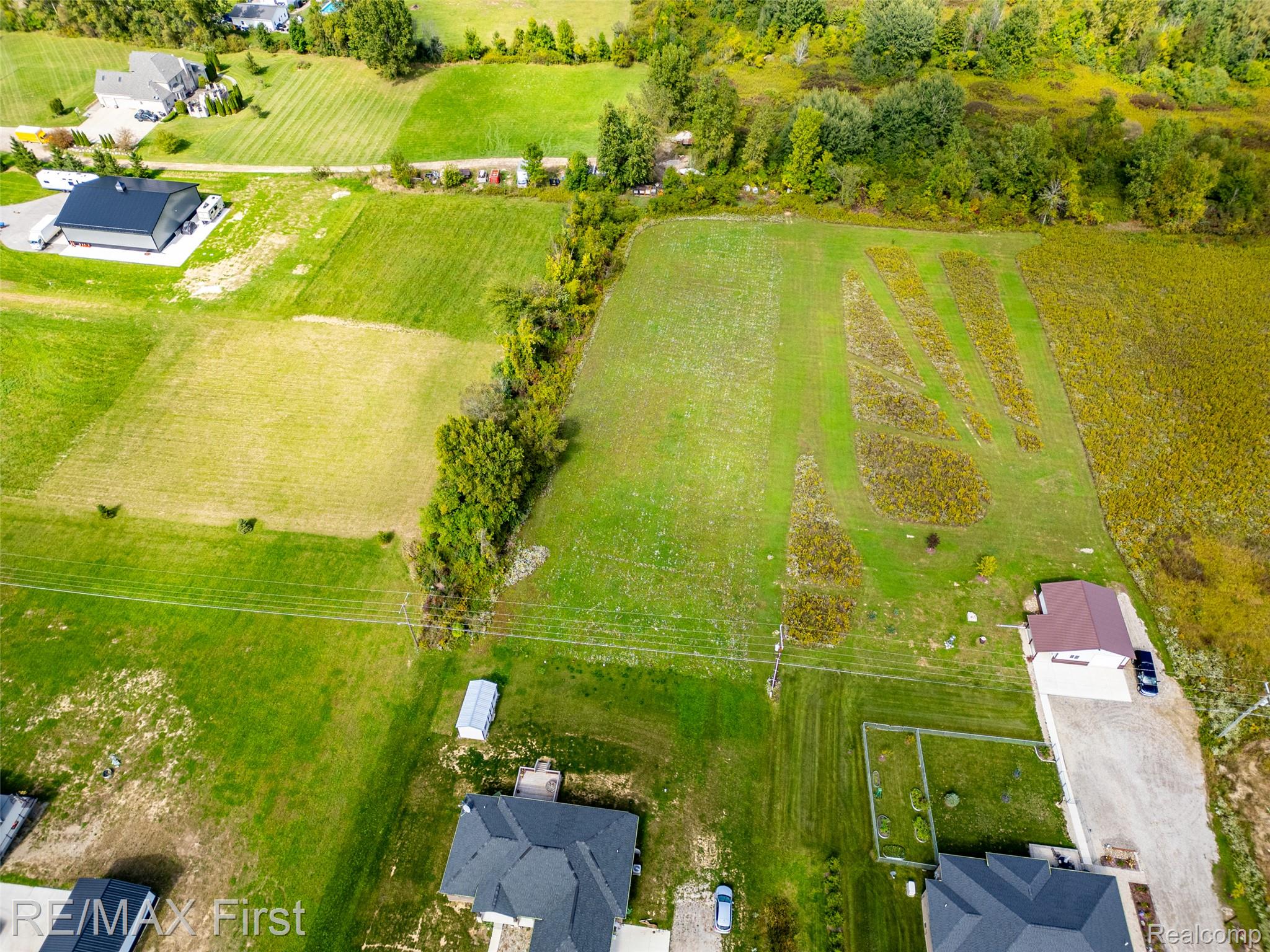 7065 Dryden Road Almont, MI 48003 - Photo 9 of 42 DRYDEN-37.jpg